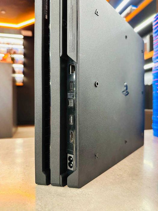 Sony PlayStation 4 Pro 72xx 1tb + гра Spider-Man в подарунок!