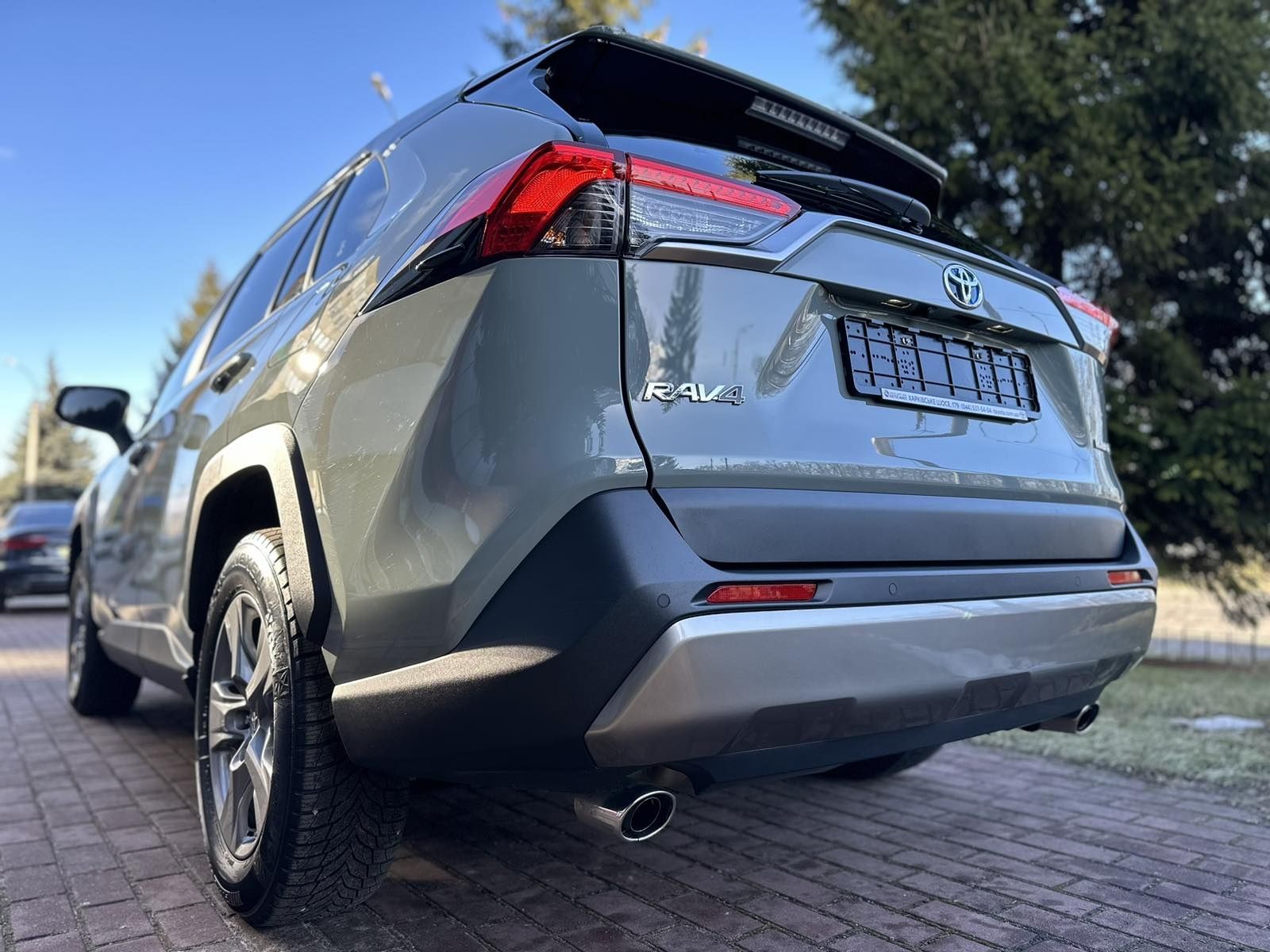 Toyota Rav 4 hybrid 2023 Active