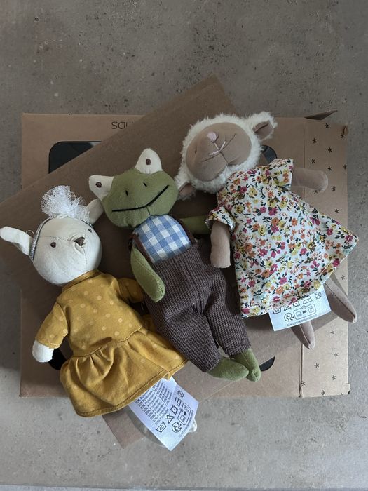 Trzy zabawki pluszowe Bloomimgville