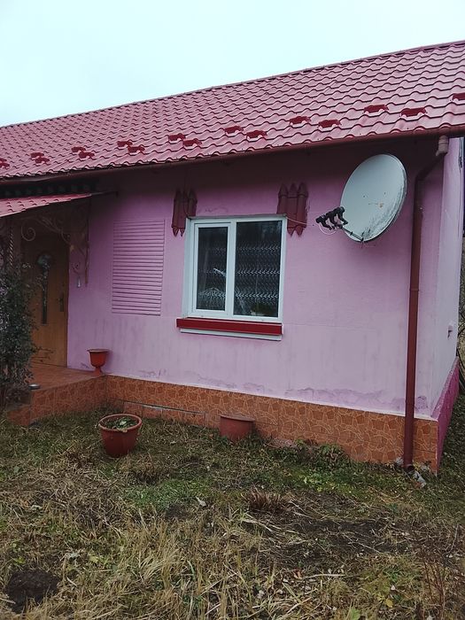 Продаж житлового будинку