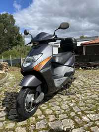 Motociclo Scooter Honda Lead