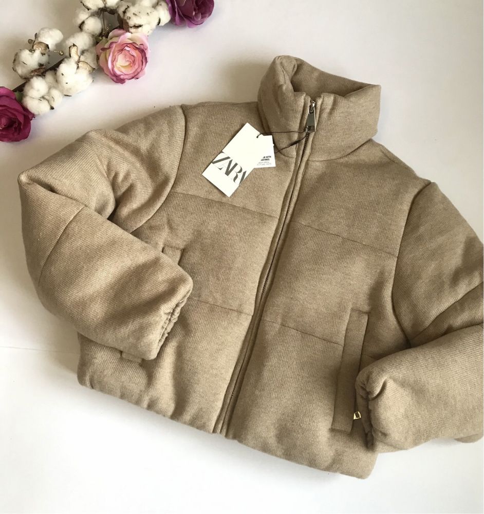 Куртка Коротка. ZARA. Іспанія. Вязка.. Camel. Плотна. XS роз. Нова