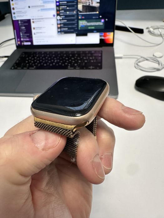 Apple Warch 4 Gold 44mm