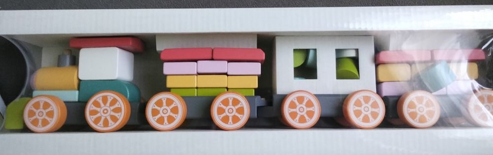 Іграшка дерев'яний поїзд