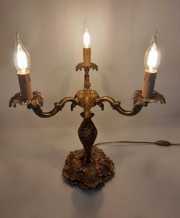 Candeeiros restaurados e reinventados