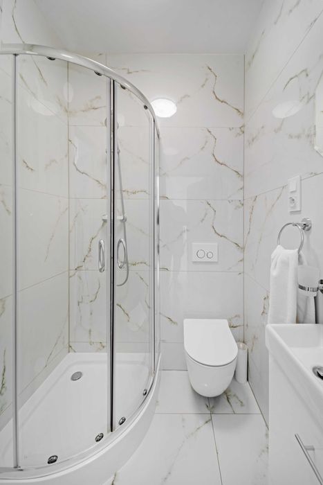 Apartament 4os nad jeziorem, jacuzzi i sauna, Mazury, domek noclegi