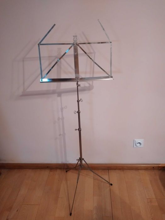 statyw na nuty sygnowany K&M