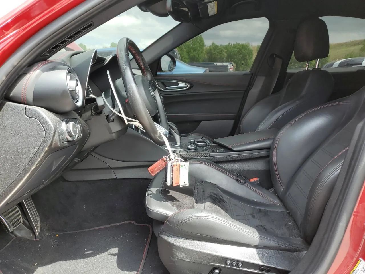 Alfa Romeo Giulia 2.9 V6 510 KM, Quadrifoglio, piękna kolorystyka, przedstawiciel IAA!