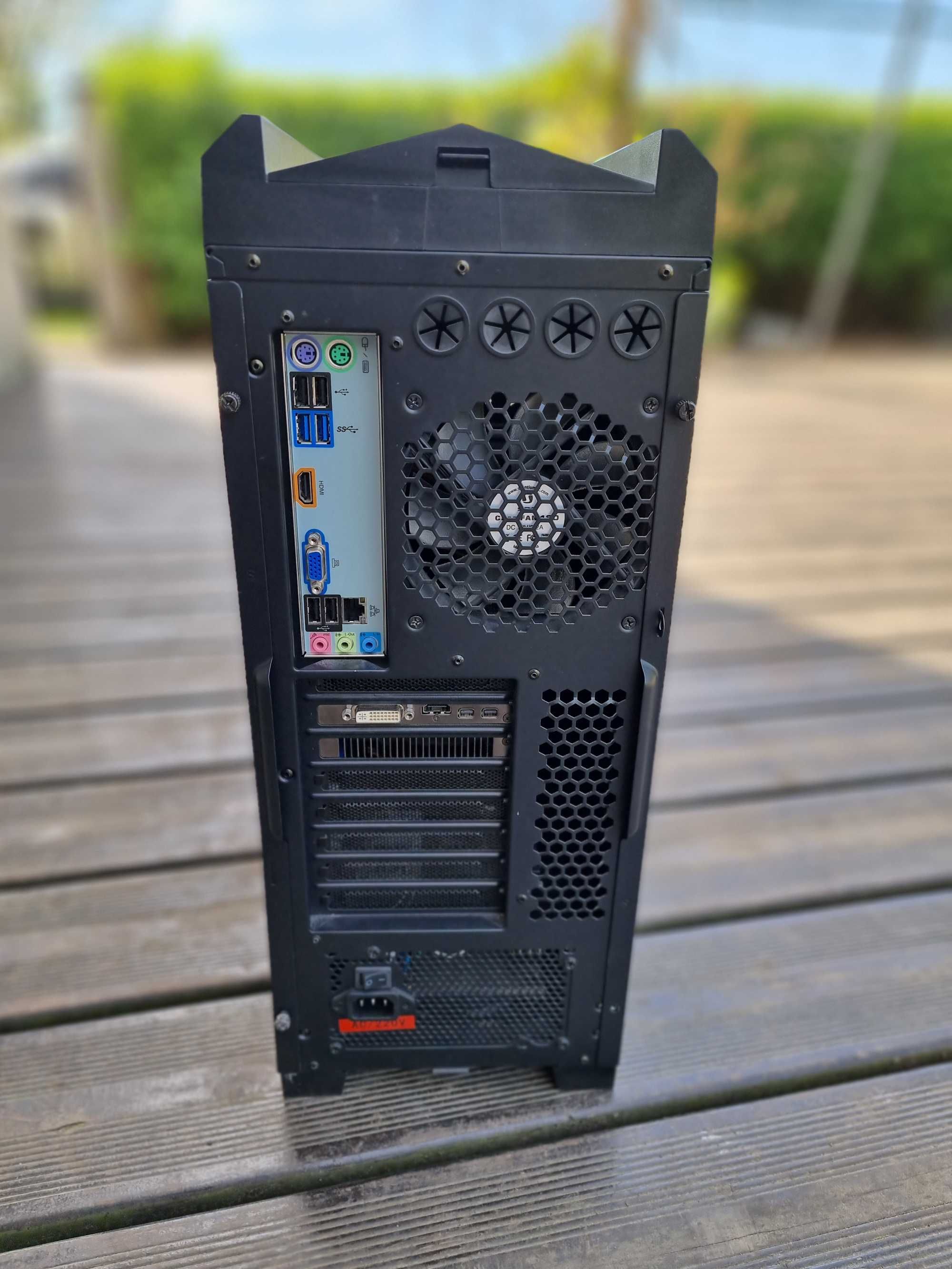 Intel core I5-3470, 16GB RAM,AMD Radeon HD 7800, zasilacz, obudowa.