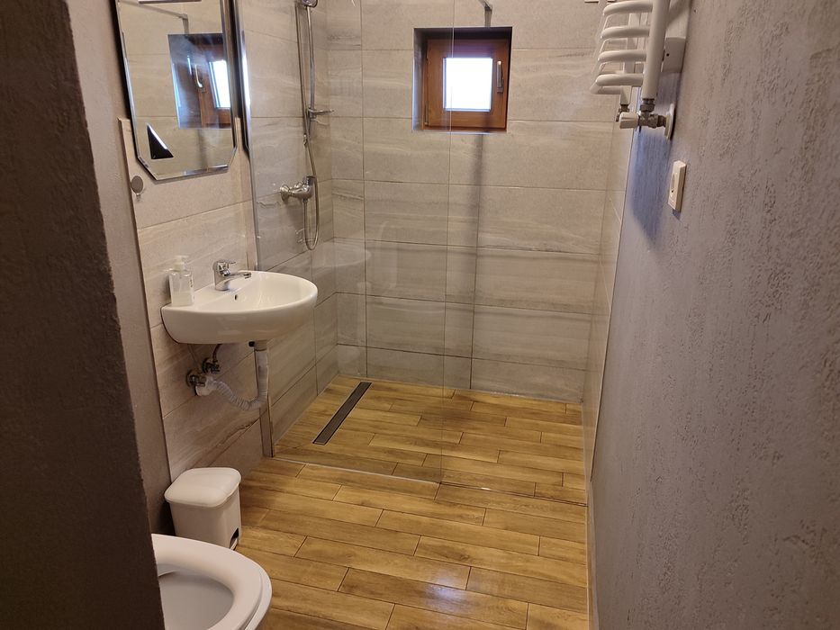 Noclegi/ Pokoje /agroturystyka nad zalewem /w Dolinie Baryczy