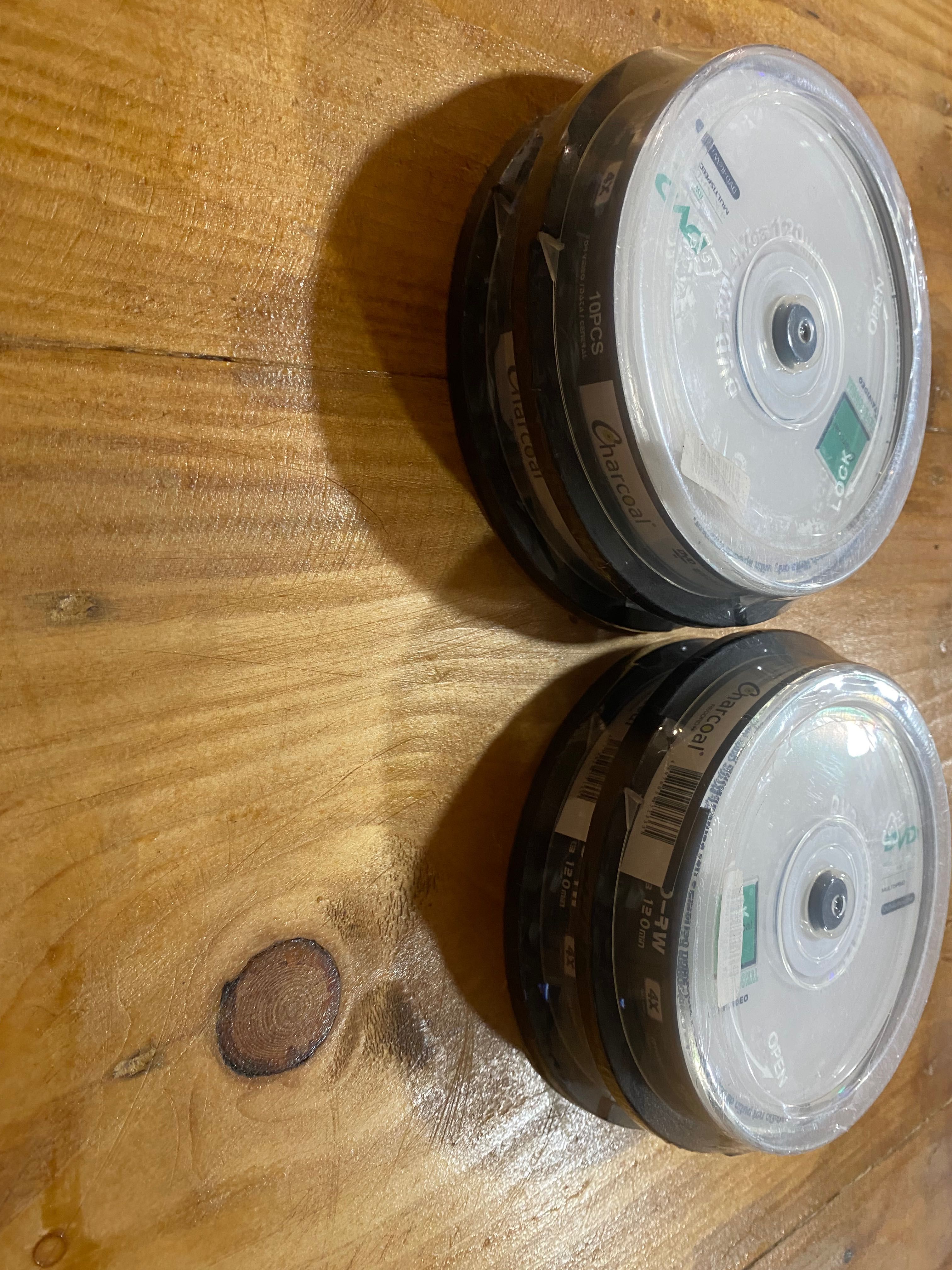 4 caixas DVD intactas