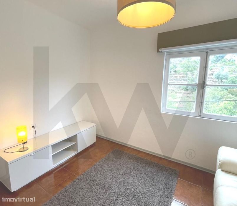 Venda! Apartamento T3 de R/C, andar de moradia, com vistas de rio, São