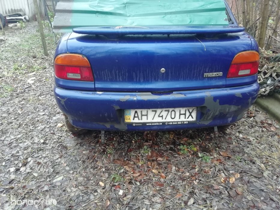 Продам мазду 121