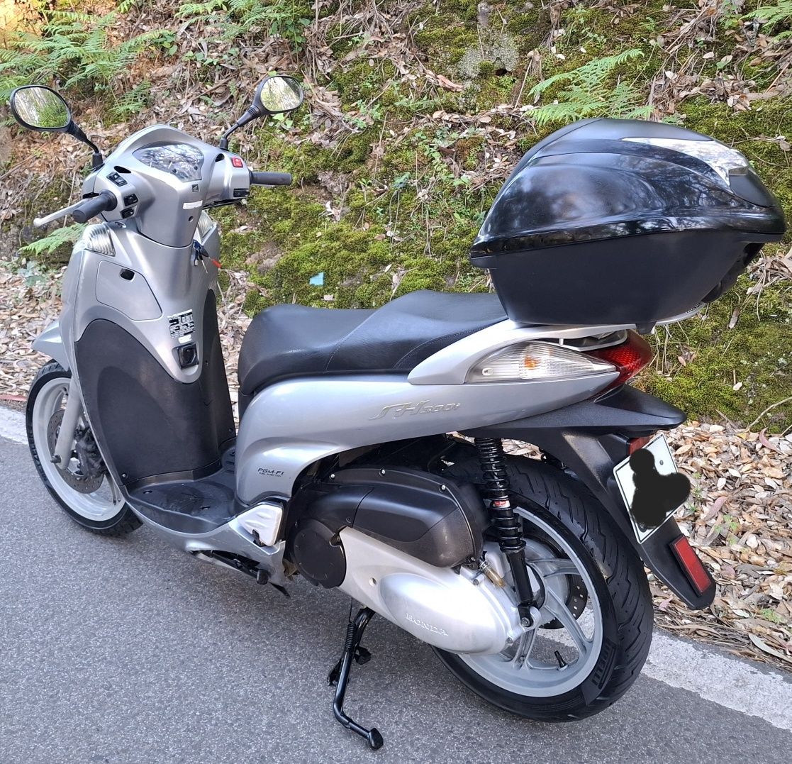 Scooter Honda SH 300