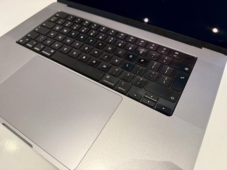 Mac Book Pro M1 32GB RAM 1TB SSD Użytwany - Stan bardzo dobry FV VAT