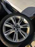 Koła felgi Opony Komplet Range Rover VELAR R20