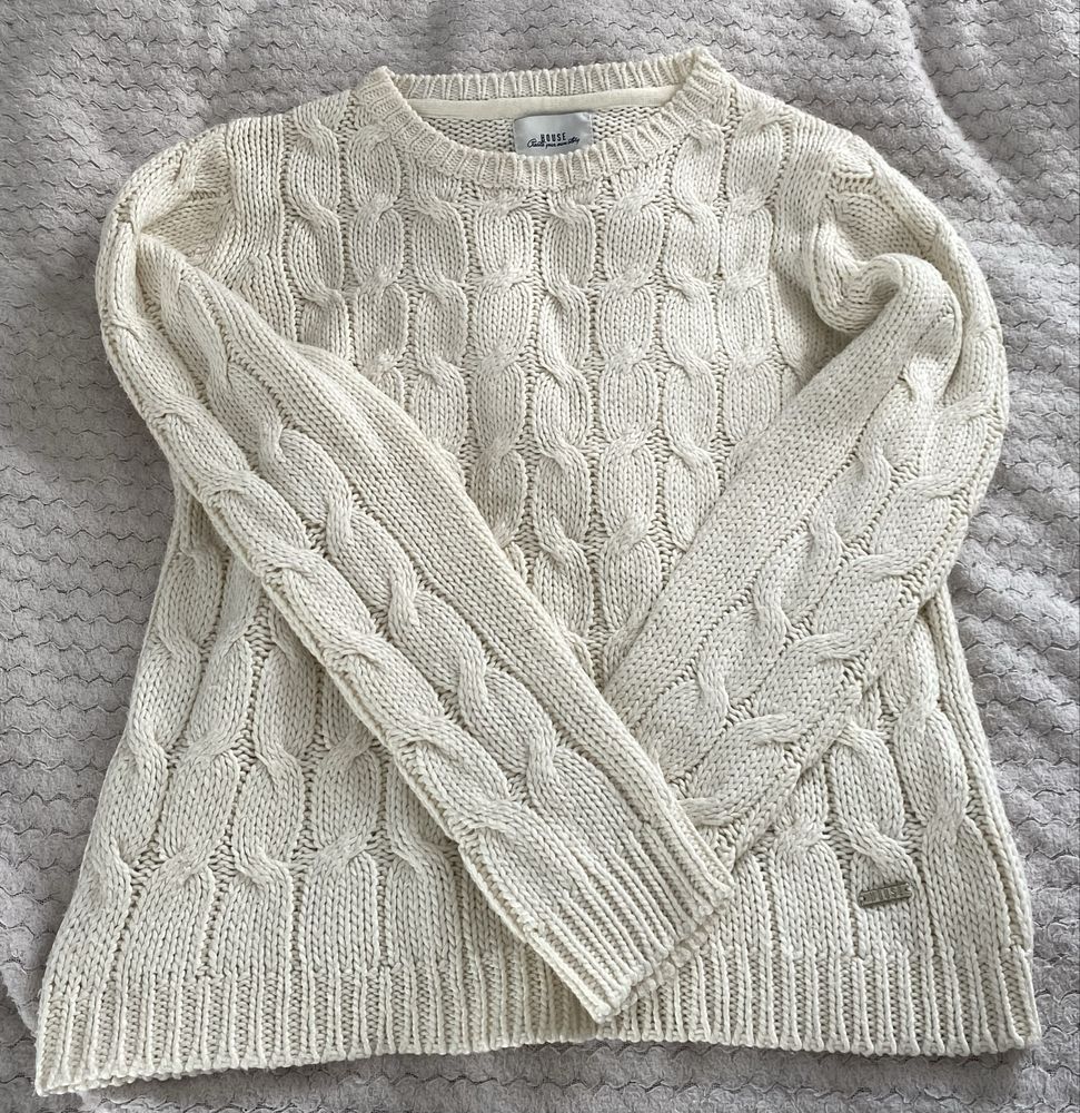 Sweter bialy we wzorek