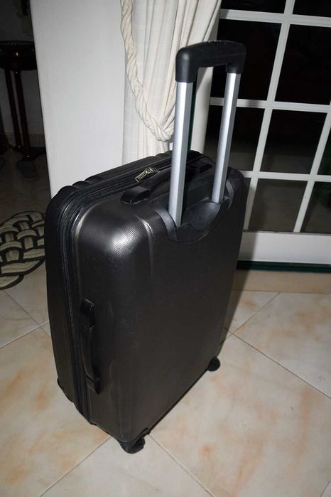 Trolley Plastico Castanho Escuro 65cm