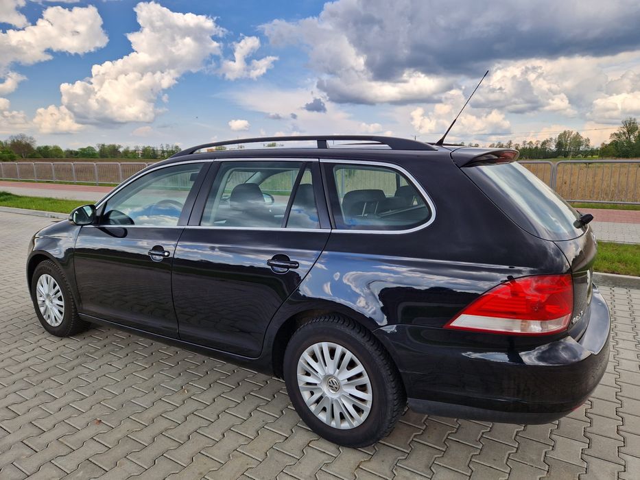 VW Golf V kombi benzyna 2009 klima zarejestrowany zamiana