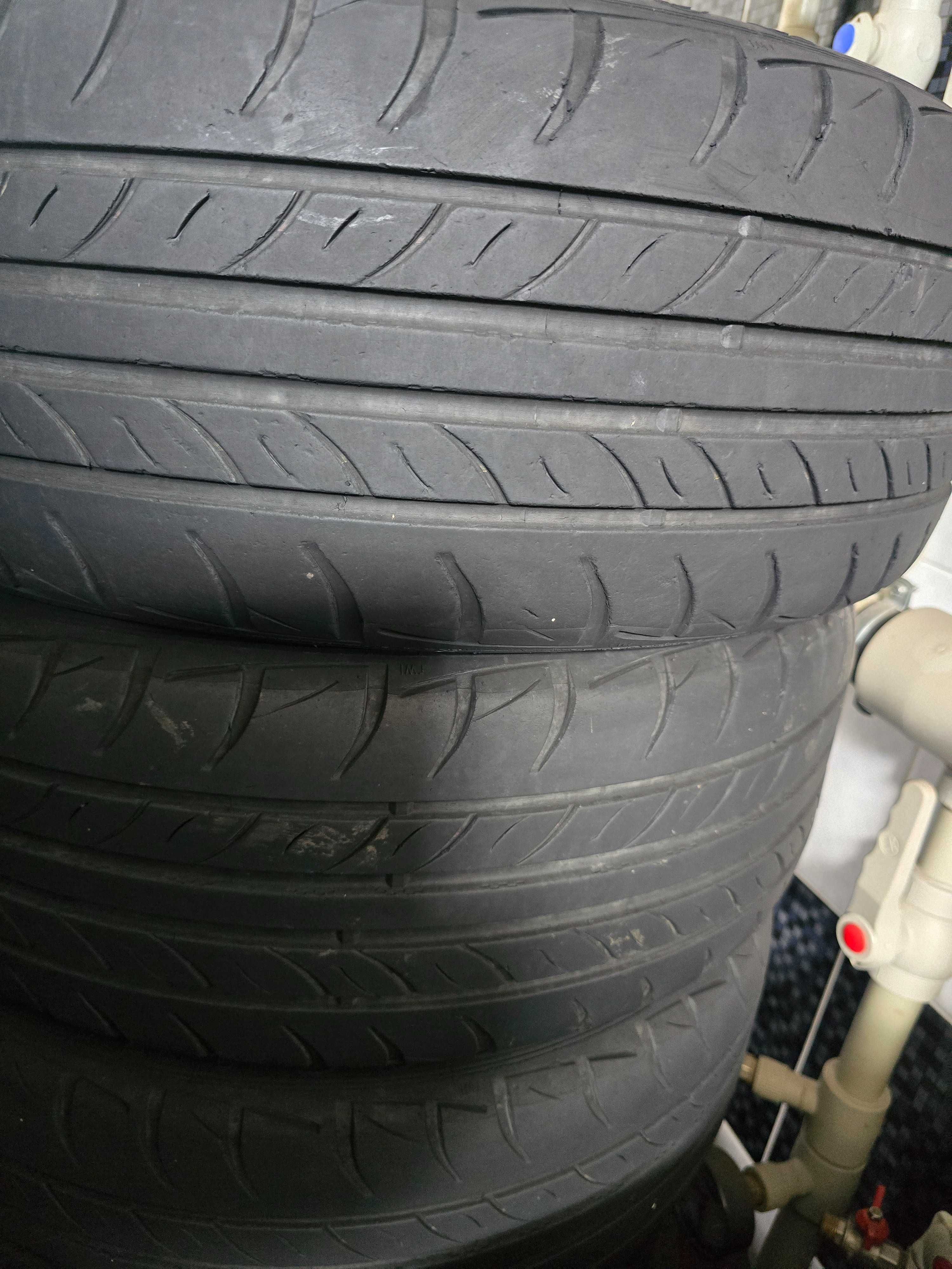 резина летняя ROSAVA 205/55R16 4шт. 5,2мм.