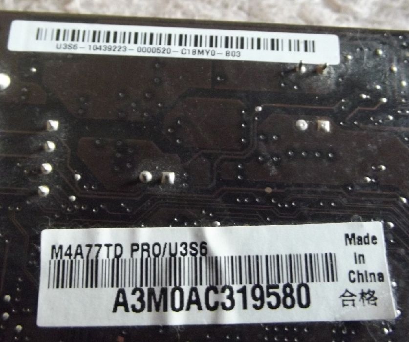 Adapter SATA 3 i USB 3 - dwa w jednym ASUS PCI X4 - PCI X16