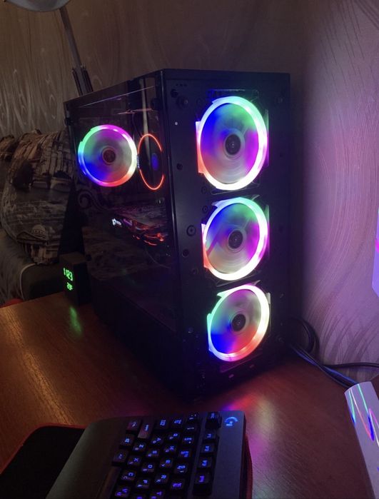 В продаже ПК,компьютер,amd ryzen 7 2700