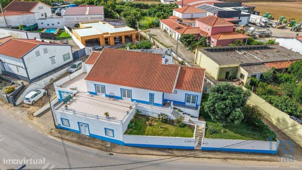 Casa / Villa T3 em Lourinhã e Atalaia de 475,00 m2