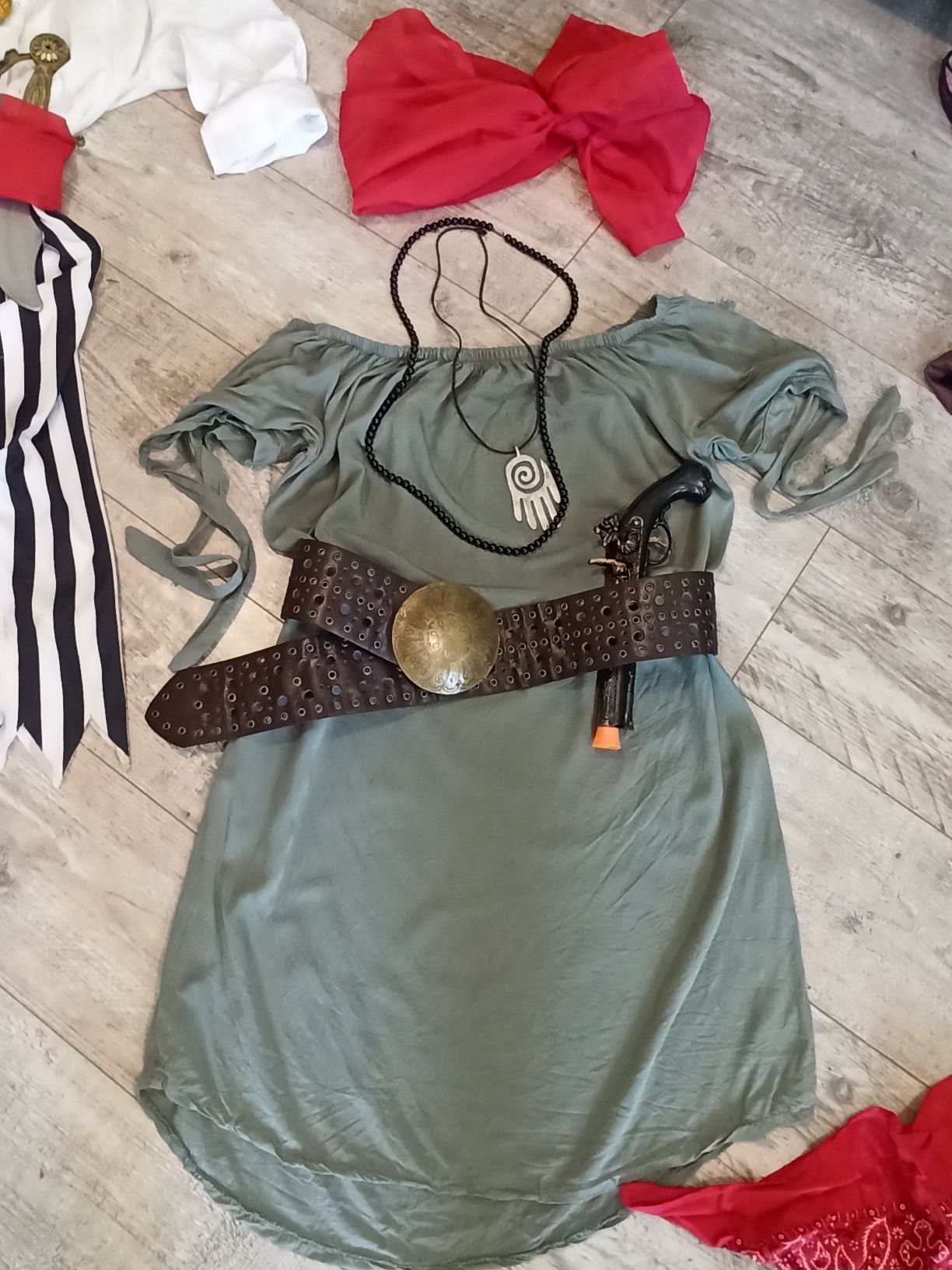 Strój piratki rozmiar 40-42