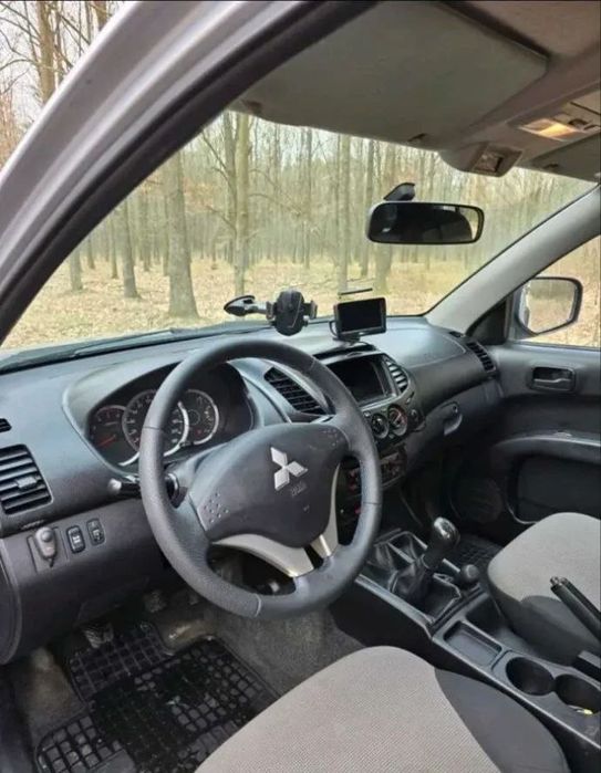 Mitsubishi L200 2.5 TDi 2007 EUROCARS