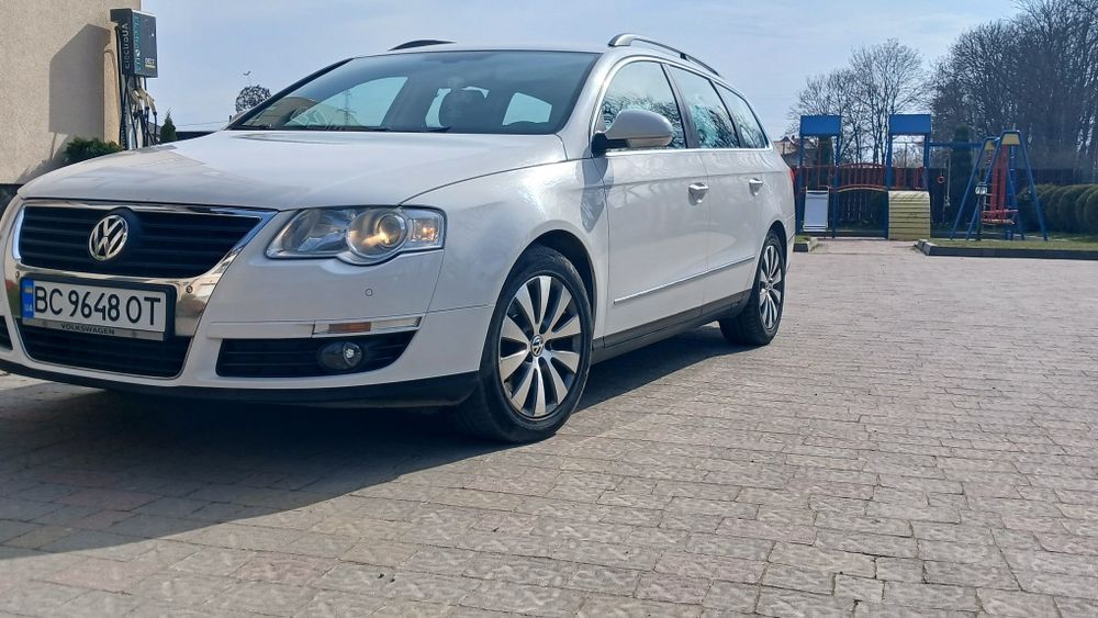 Продам автомобіль в чудовому технічному візуальному стані