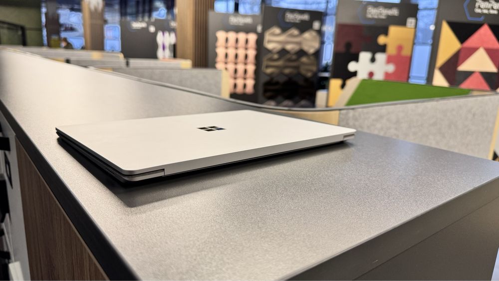 Microsoft Surface Laptop 4 Ryzen 4680u