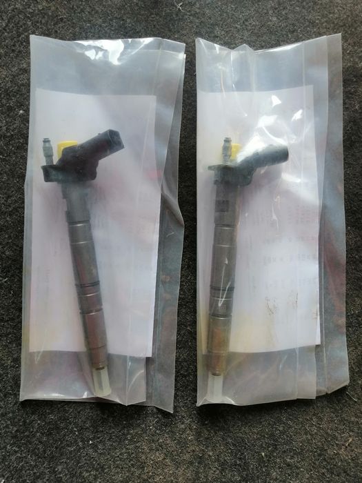 Форсунка 03L130277A 2.0 TDI CJA Jetta 6 Passat Golf