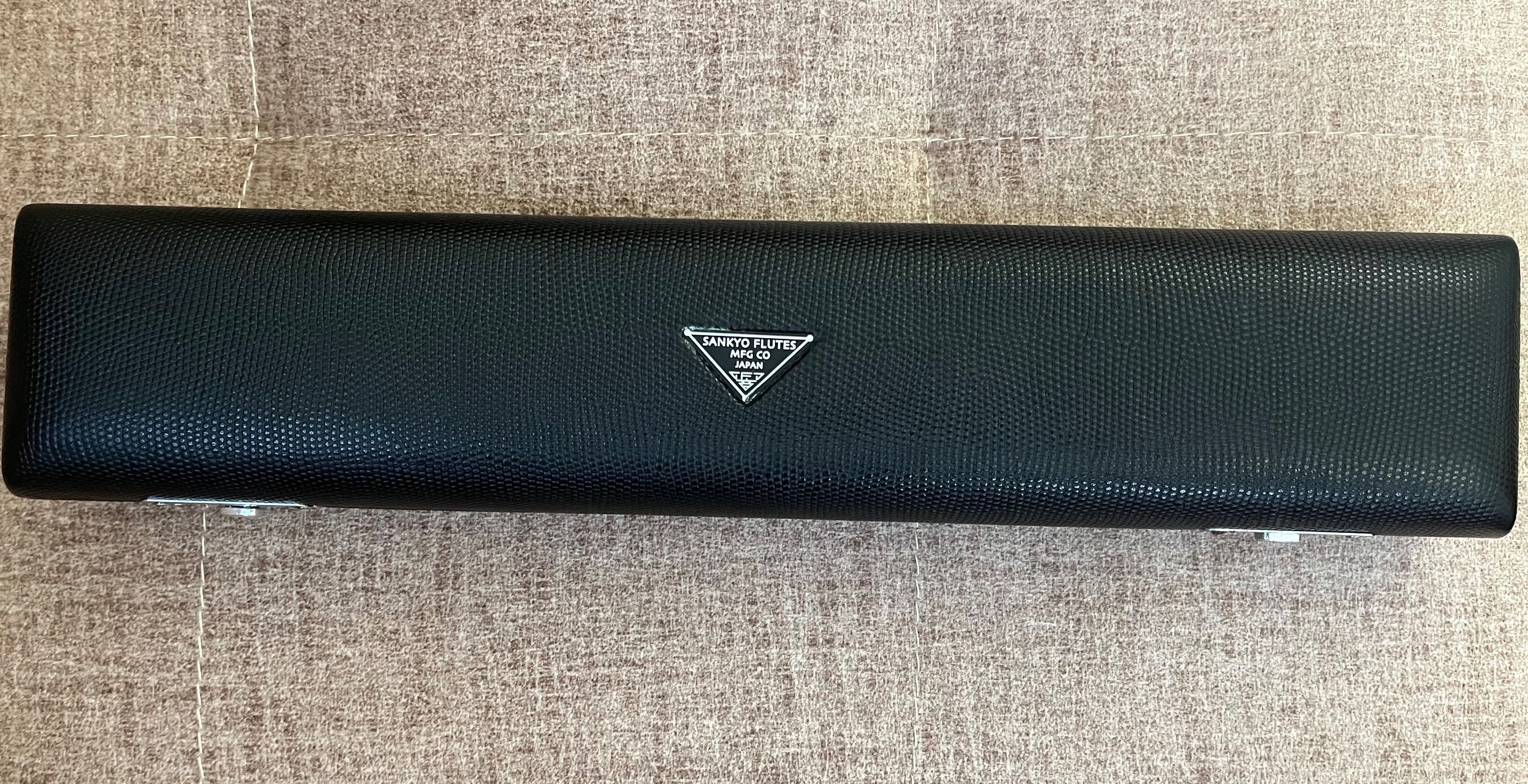 Flauta transversal Sankyo CF-401