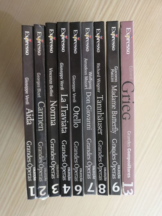 2 conjuntos de cds operas