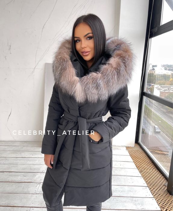 Шикарна парка з натуральним хутром