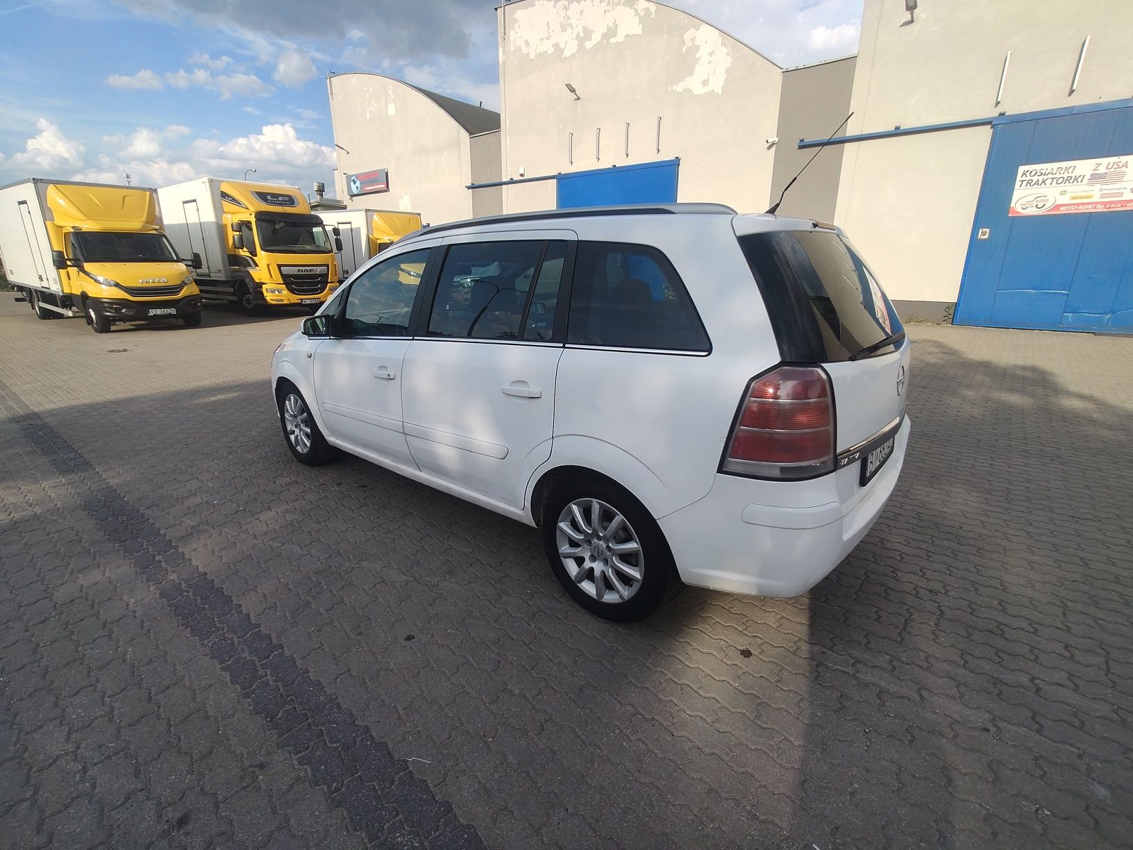 Opel Zafira 1.9cdti 7 osob