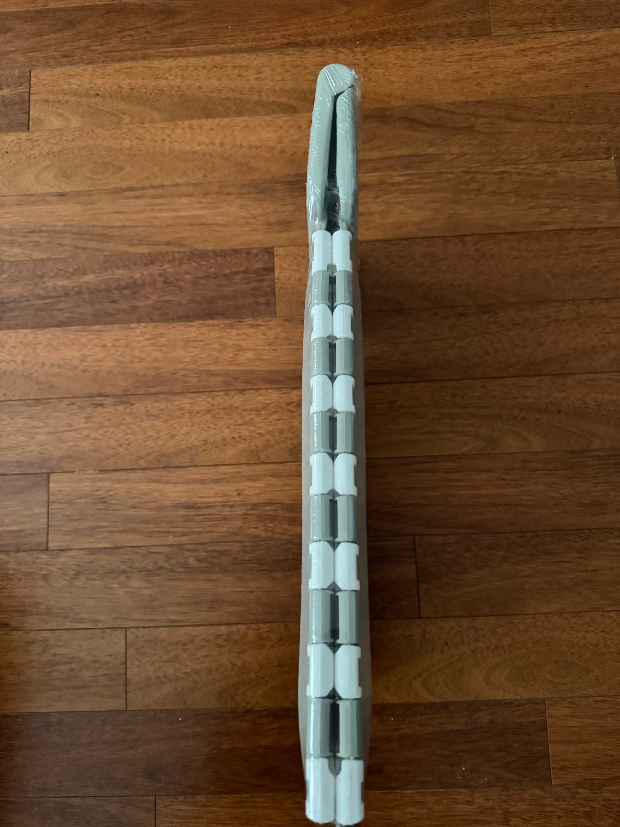 Taboret Składany Stołek Antypoślizgowy Jasny Szary 39cm Turystyczny