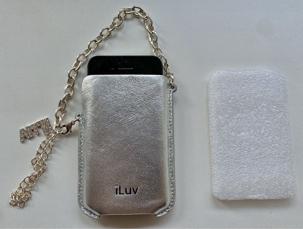iLuv CRYSTAL In-Ear Stereo Earphones with in-line volume control