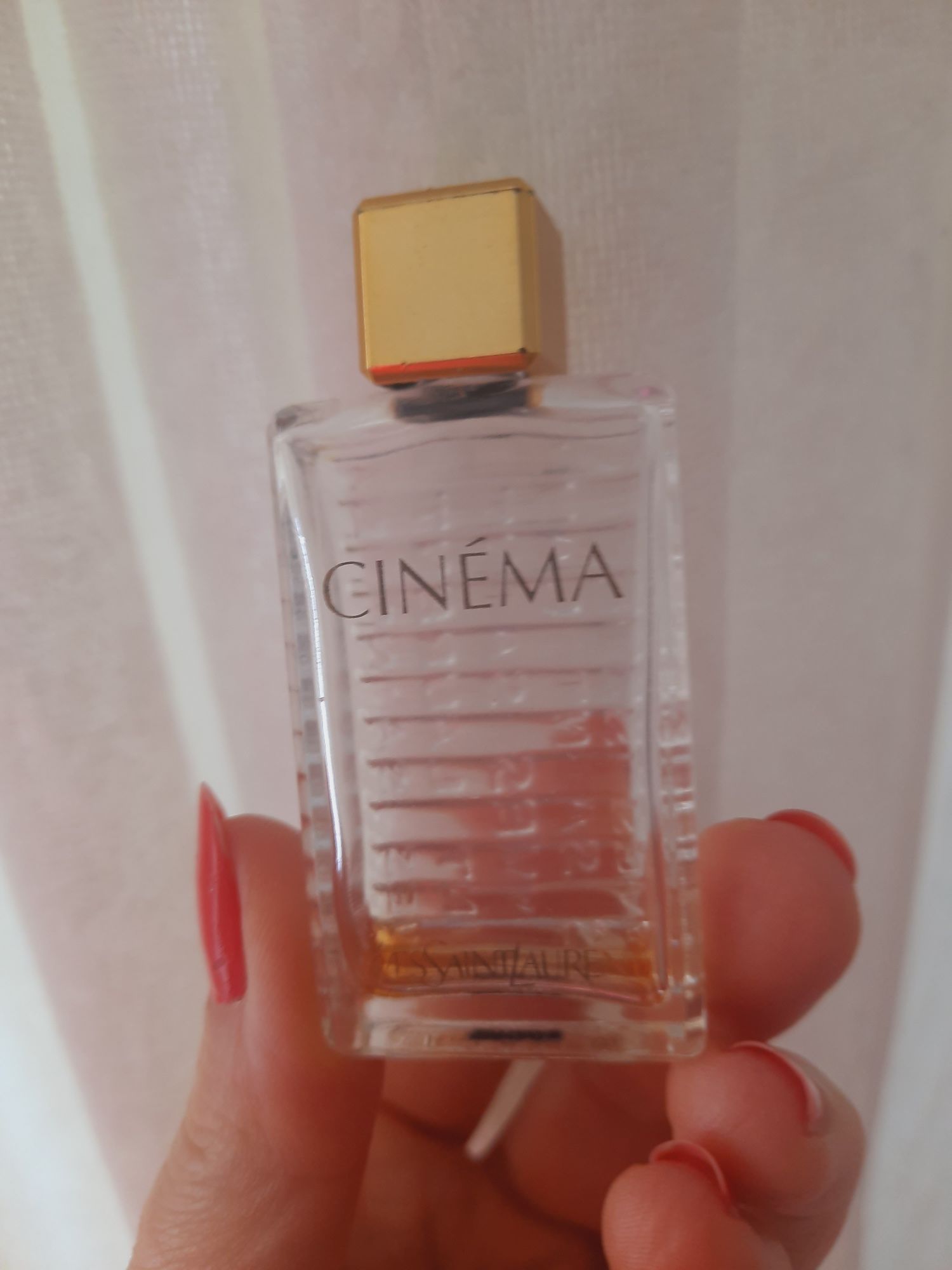 Perfumy YVES SAINT LAURENT - Cinema 8 ml