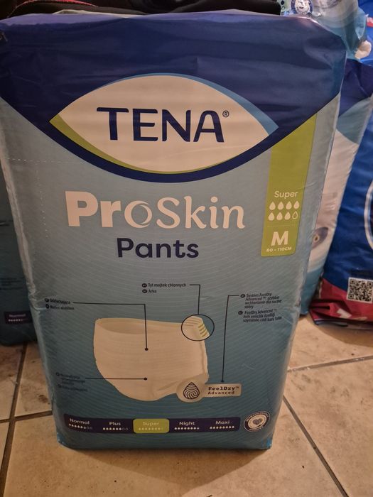 Tena Pants rozmiar M majtki chłonne