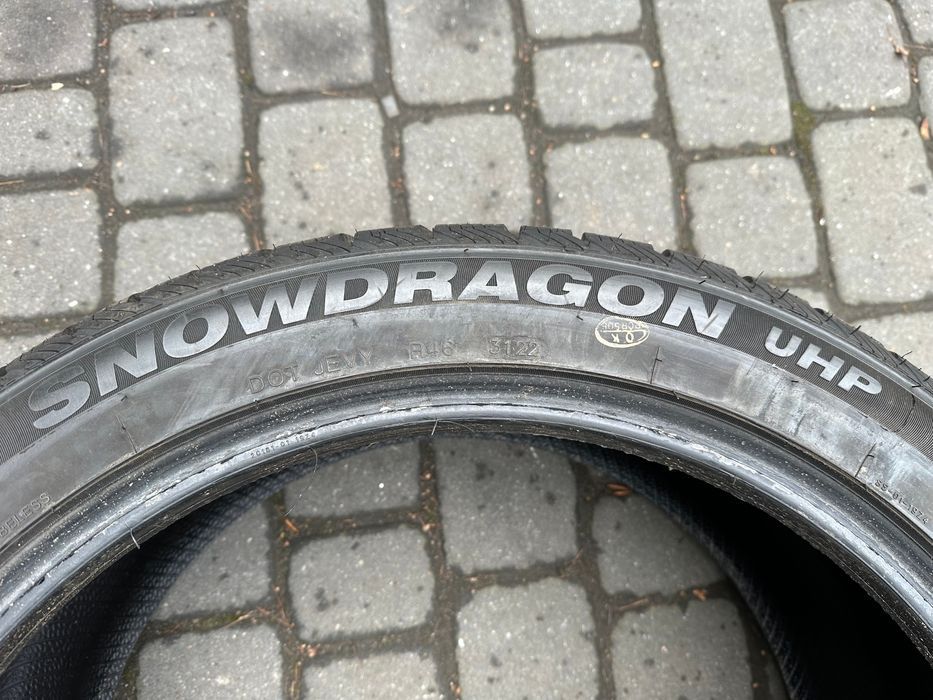 Opona Imperial SnowDragon UHP - 265/40/20