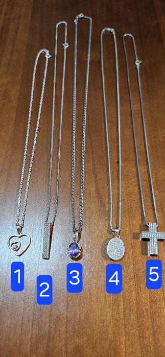 Женская серебряная цепочка с кулоном