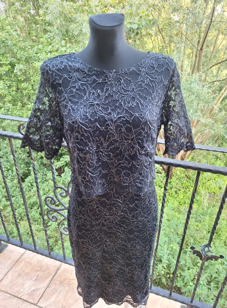 Piękna sukienka koktajlowa 98 % nylon marka George rozmiar L 40