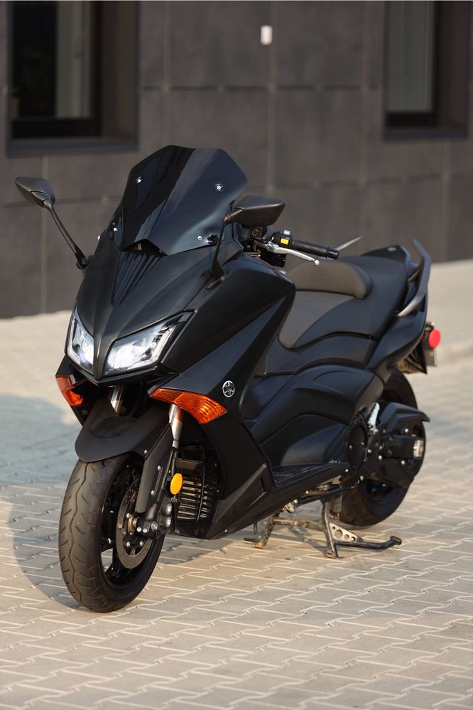 Скутер Yamaha T-Max 530, 2015р, пробіг 1тис, 5 black edition.
