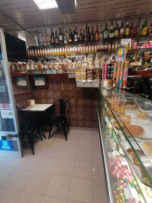 Vende-se loja e negócio que também é uma profissão