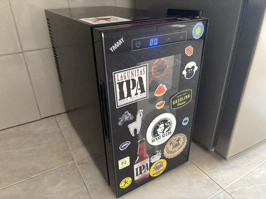 Refeigerador de Vinhos