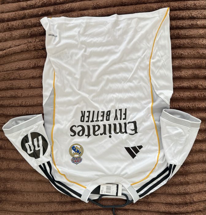 Koszulka Real Madryt S 2025/26 home w 24h!