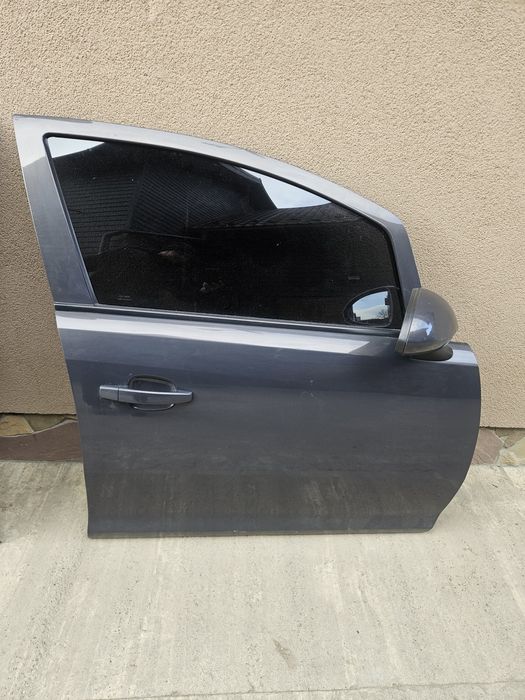 Двері Опель Корса Д Opel Corsa D Двери Дверь Дверка перед зад ліва