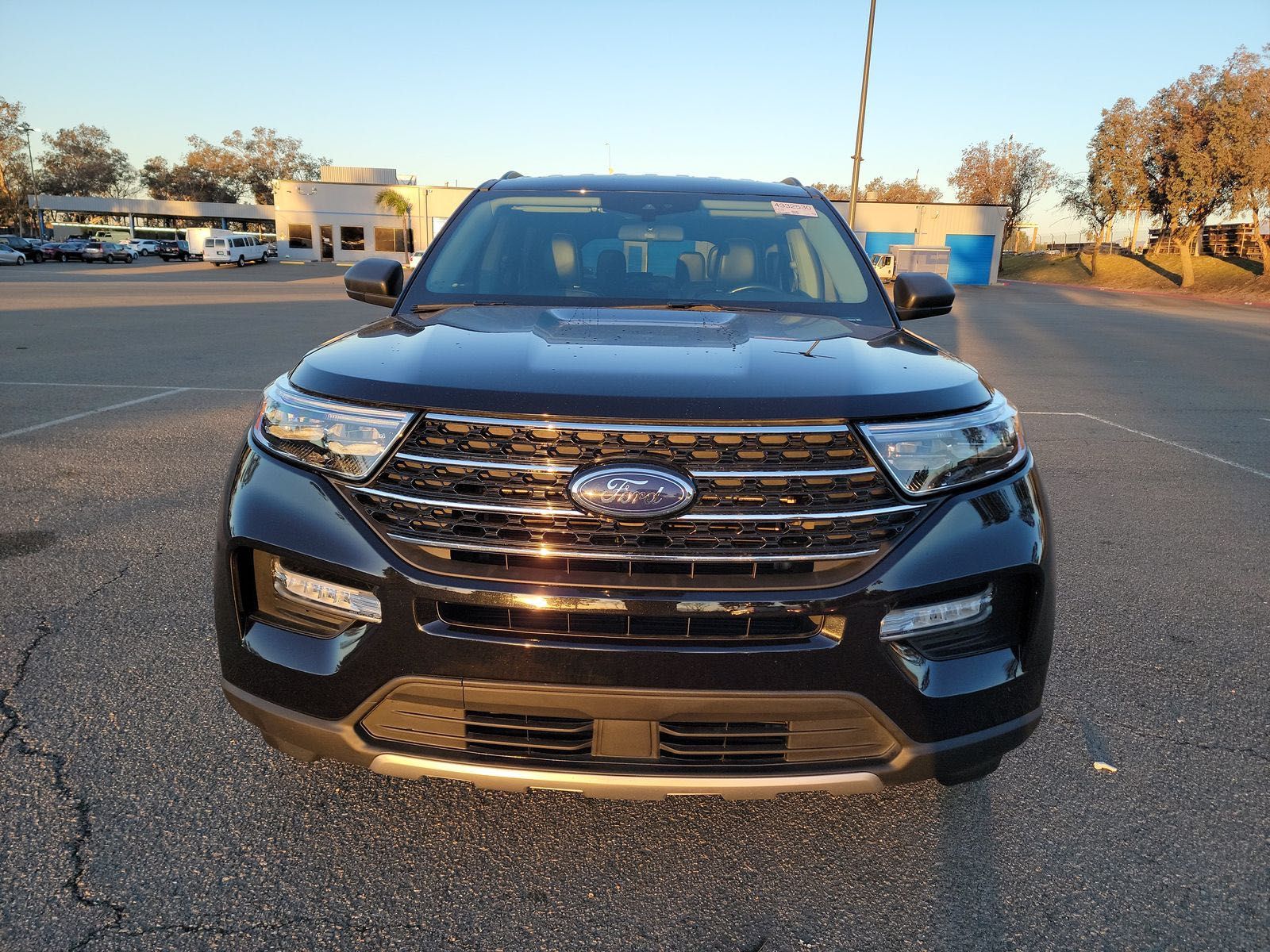 Ford Explorer XLT 2021 року