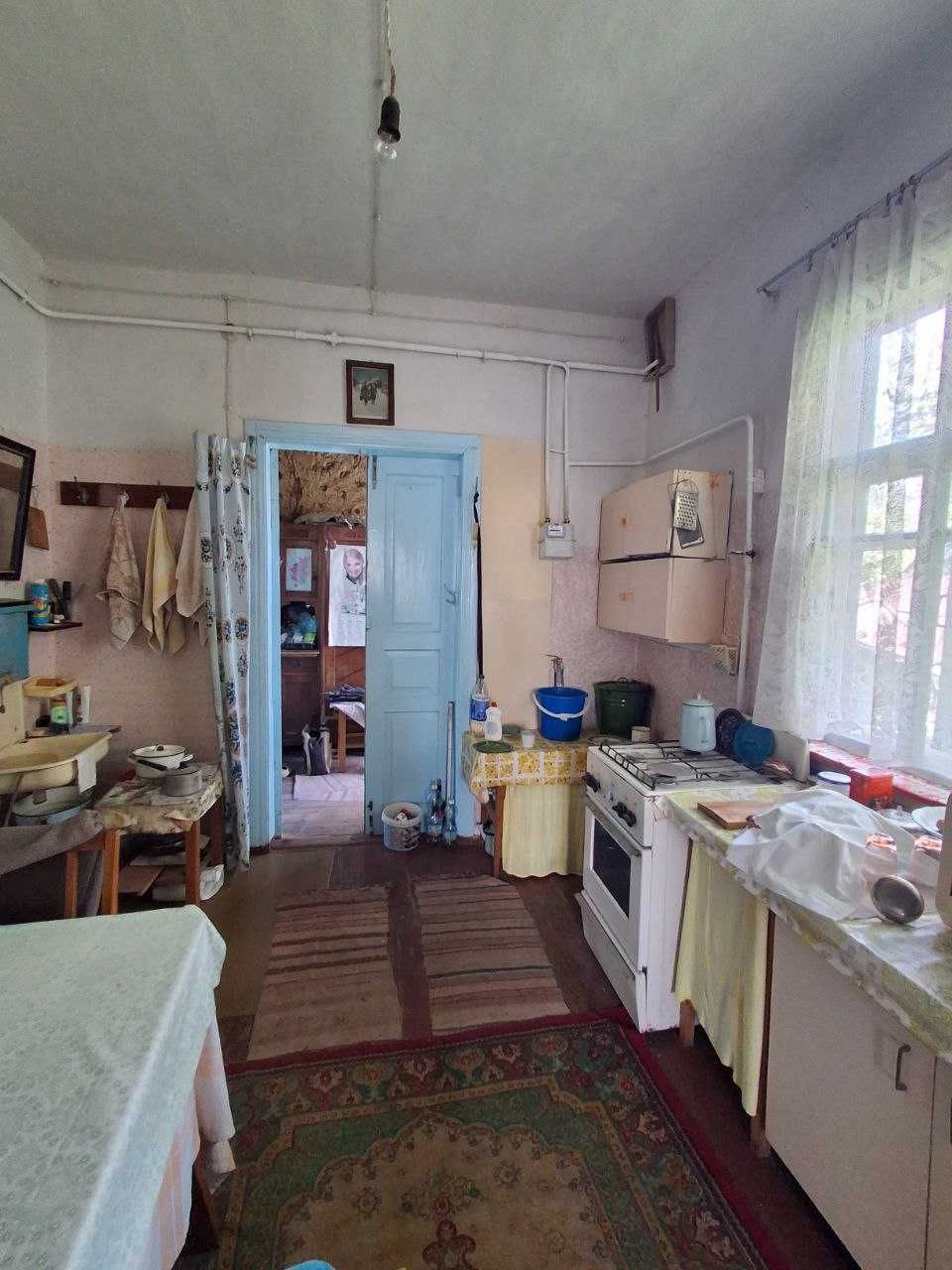 Продам будинок в центрі м.Фастів, Київської обл